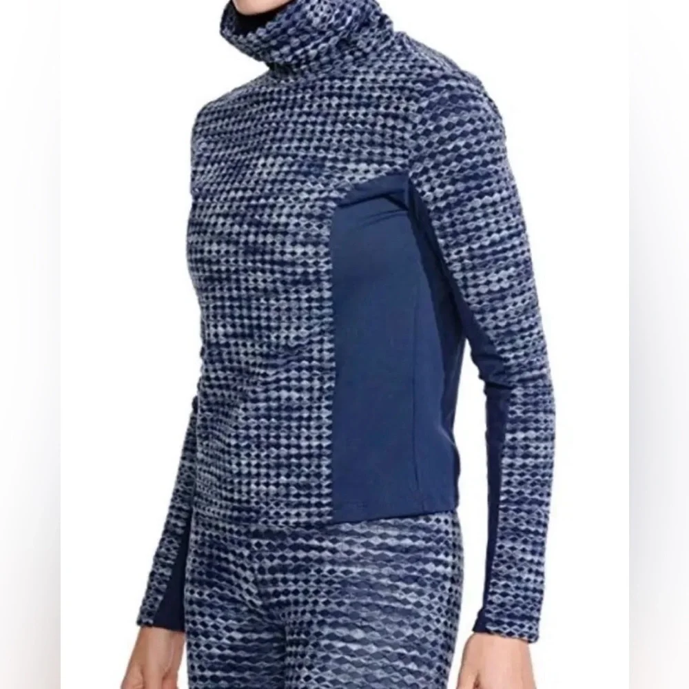 Nike Pro Hyper Warm Long Sleeve Turtleneck Thermal Top Small